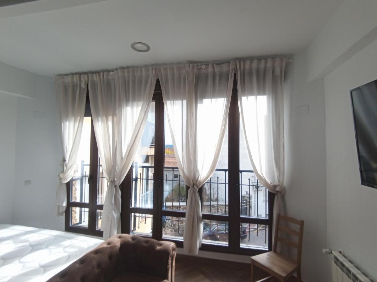 Apartamento De Lujo En La Sierra Becerril de la Sierra Ngoại thất bức ảnh